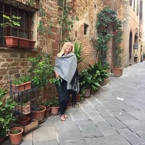 Meet your Posher, Sherri